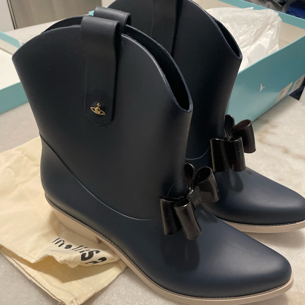 NWB: RARE Melissa x Vivenne Westwood Rain Boots